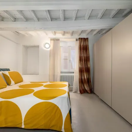 Spazio Galluri 17 Apartman Poggibonsi